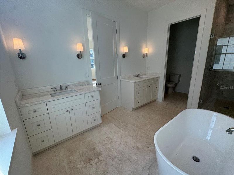 Image 21 of a home in .