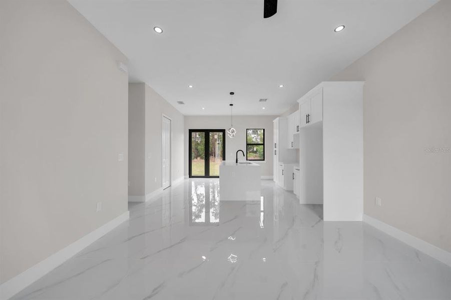 Spacious, unfurnished interior of a new home in , Lehigh Acres (Image 15).
