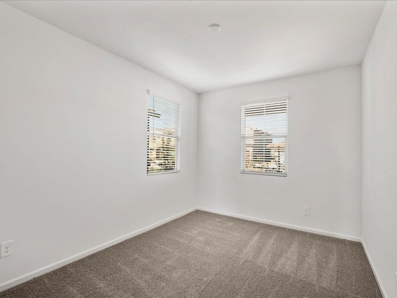 Spacious, unfurnished interior of a new home in Alamar at Rocking K, Tucson (Image 13).