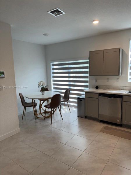 Furnished interior view inside a new home in , Pompano Beach (Image 11).