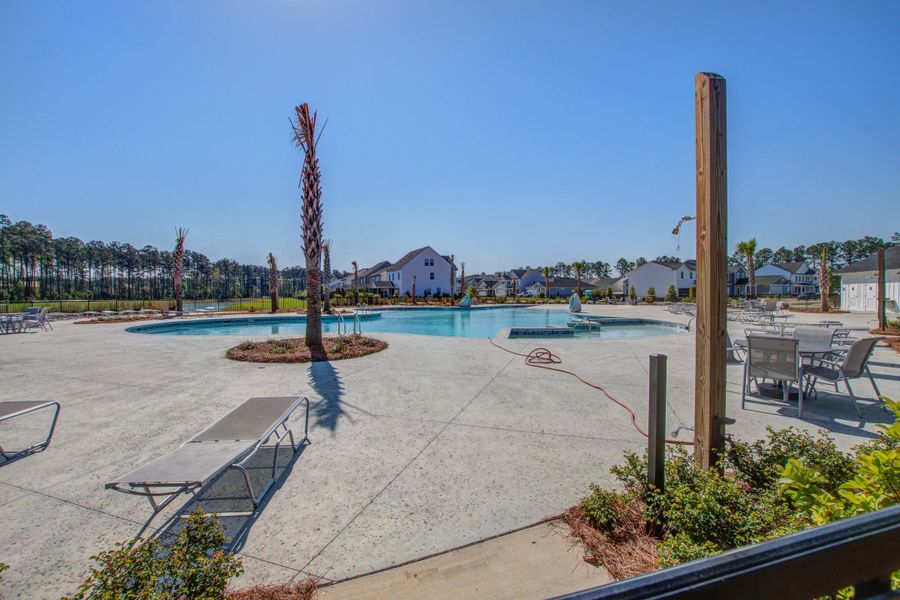 Community amenities in , Moncks Corner (Image 40).