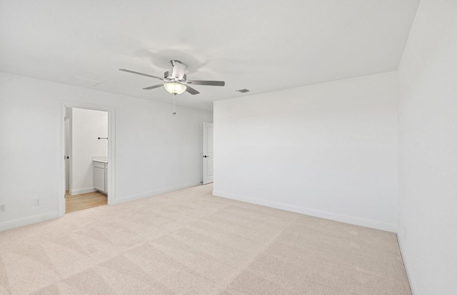 Spacious, unfurnished interior of a new home in Lagos, Manor (Image 26). Spacious, unfurnished interior of a new home in Lagos, Manor (Image 26).