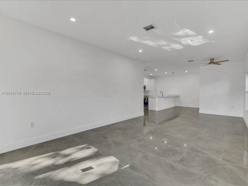 Spacious, unfurnished interior of a new home in , Fort Lauderdale (Image 6). Spacious, unfurnished interior of a new home in , Fort Lauderdale (Image 6).