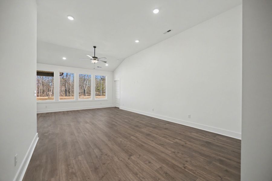 Representative unfurnished interior of a home built from the Devonshire by Parkside Builders in Givens Park, Chattanooga (Image 43).