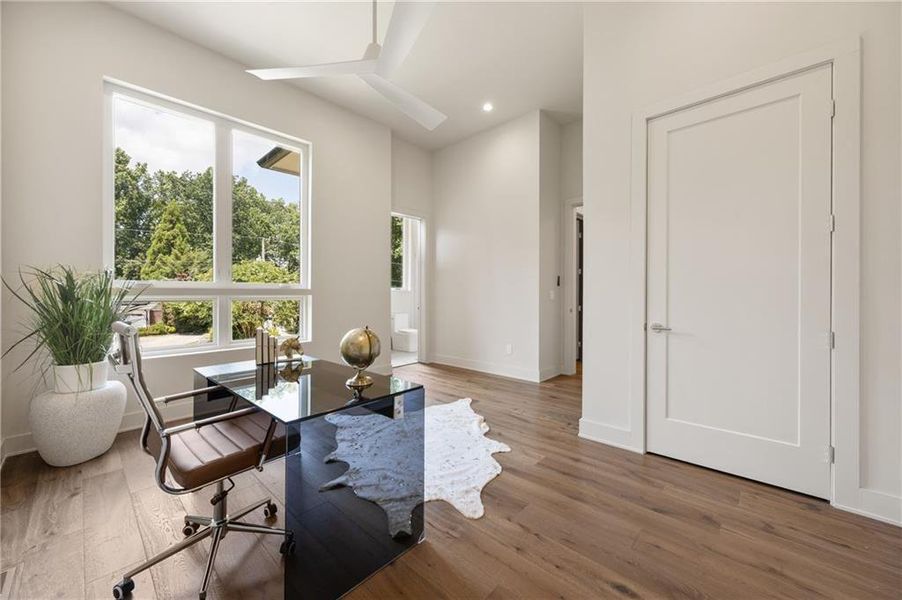Furnished interior view inside a new home in , Sandy Springs (Image 19).