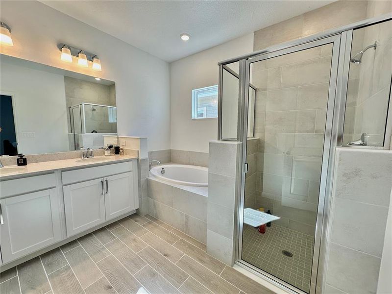 Furnished interior view inside a new home in Pioneer Ranch, Ocala (Image 12).