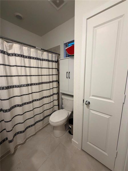 Furnished interior view inside a new home in , Florida City (Image 7).