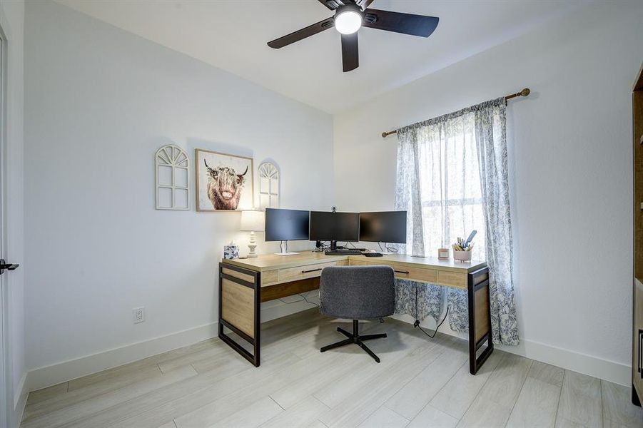Furnished interior view inside a new home in , Granbury (Image 9). Furnished interior view inside a new home in , Granbury (Image 9).