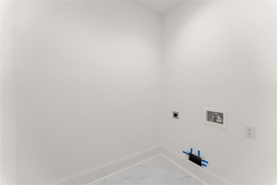 Spacious, unfurnished interior of a new home in , Cleveland (Image 37).