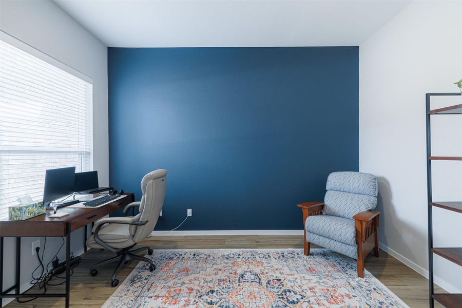 Furnished interior view inside a new home in Lago Mar, Texas City (Image 7).