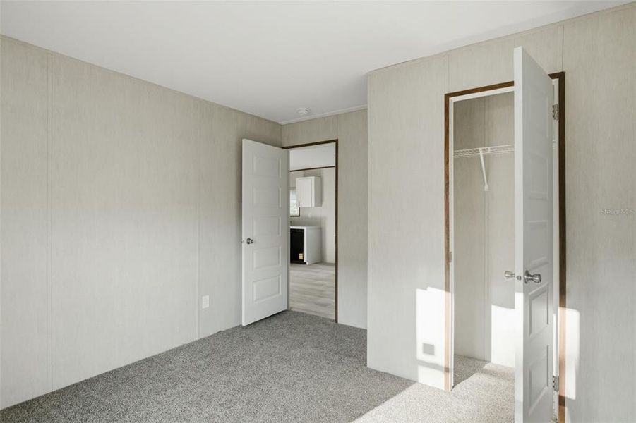 Spacious, unfurnished interior of a new home in , Spring Hill (Image 11).
