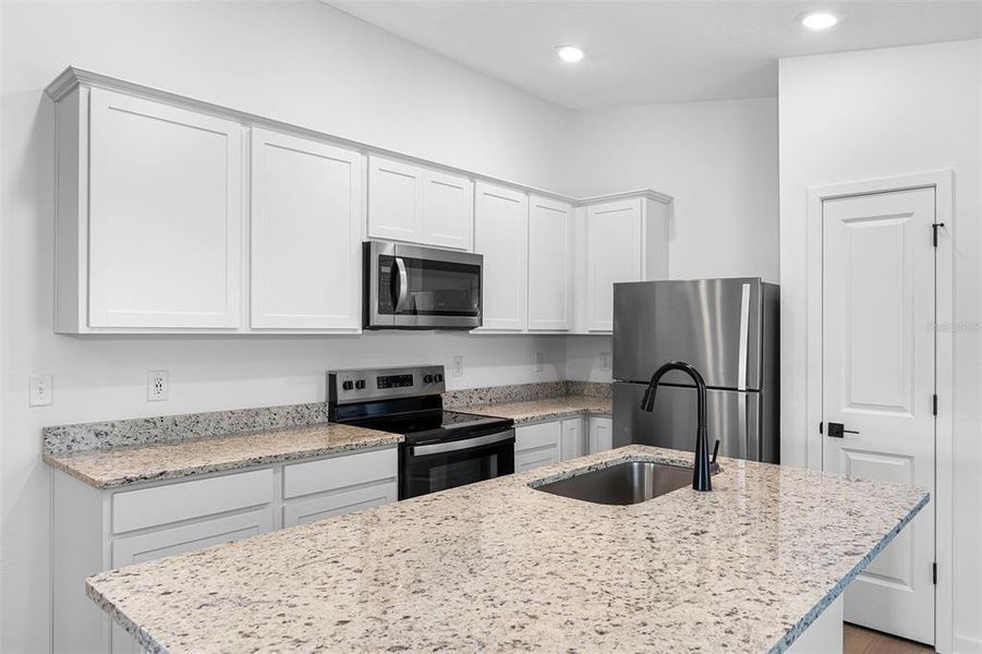 Furnished interior view inside a new home in Spring Hill, Spring Hill (Image 5).