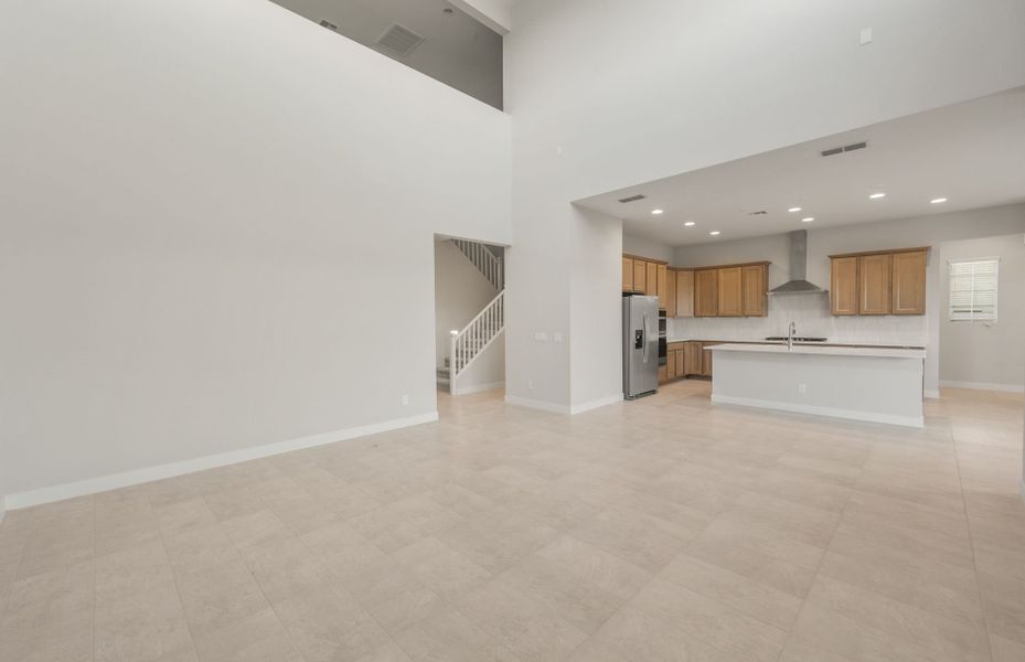 Spacious, unfurnished interior of a new home in Jorde Farms, Queen Creek (Image 30). Spacious, unfurnished interior of a new home in Jorde Farms, Queen Creek (Image 30).