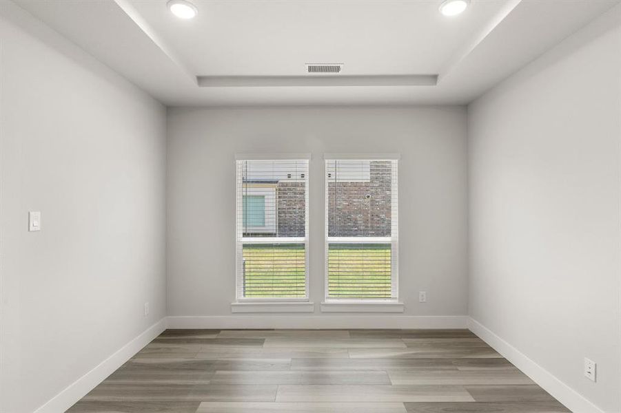 Spacious, unfurnished interior of a new home in Grayhawk Addition, Forney (Image 26).