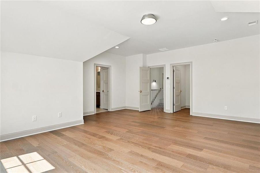 Spacious, unfurnished interior of a new home in , Marietta (Image 71).