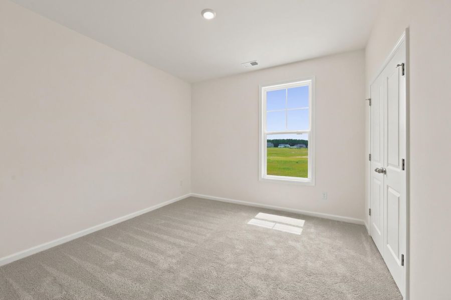 Spacious, unfurnished interior of a new home in Oak Grove, Conway (Image 10).