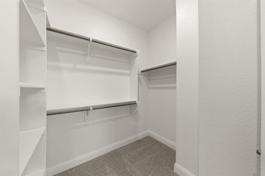 23. 2526 Campden - Closet