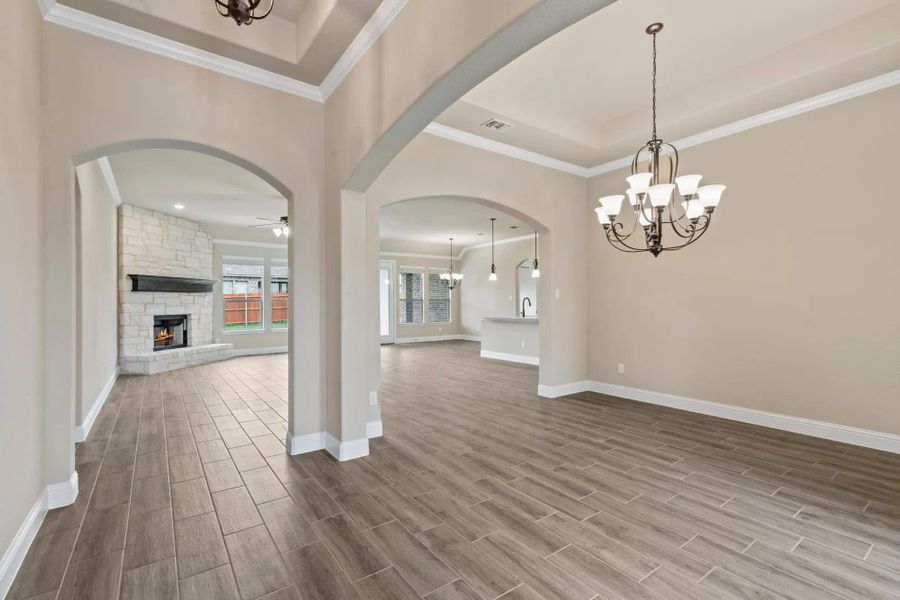 Dining Room | Concept 2555 at Massey Meadows in Midlothian, TX by Landsea Homes