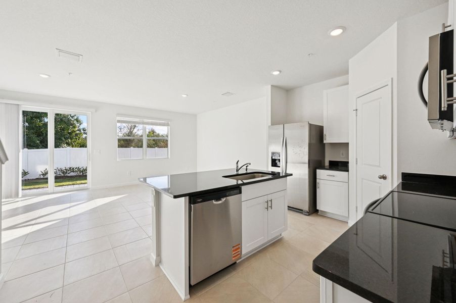 Salisbury Cir Fort Pierce FL 34982 (4)