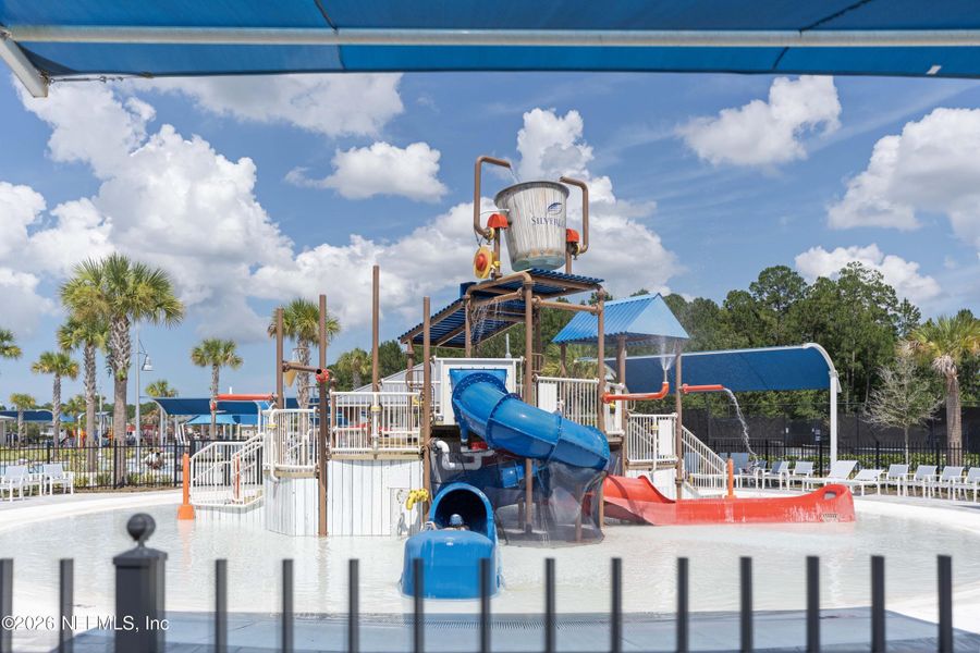 Community amenities in SilverLeaf Village, St. Augustine (Image 22).