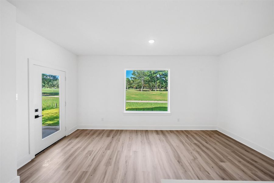 Spacious, unfurnished interior of a new home in , Montgomery (Image 14).