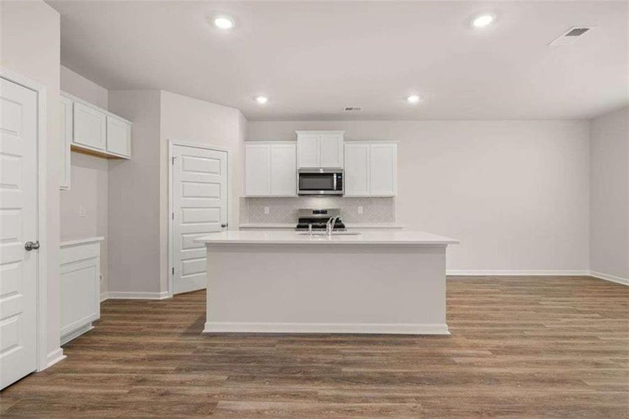Furnished interior view inside a new home in Poplar Preserve, Newnan (Image 11). Furnished interior view inside a new home in Poplar Preserve, Newnan (Image 11).
