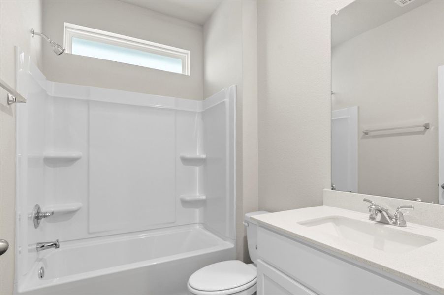 Full bath with shower / washtub combination and vanity