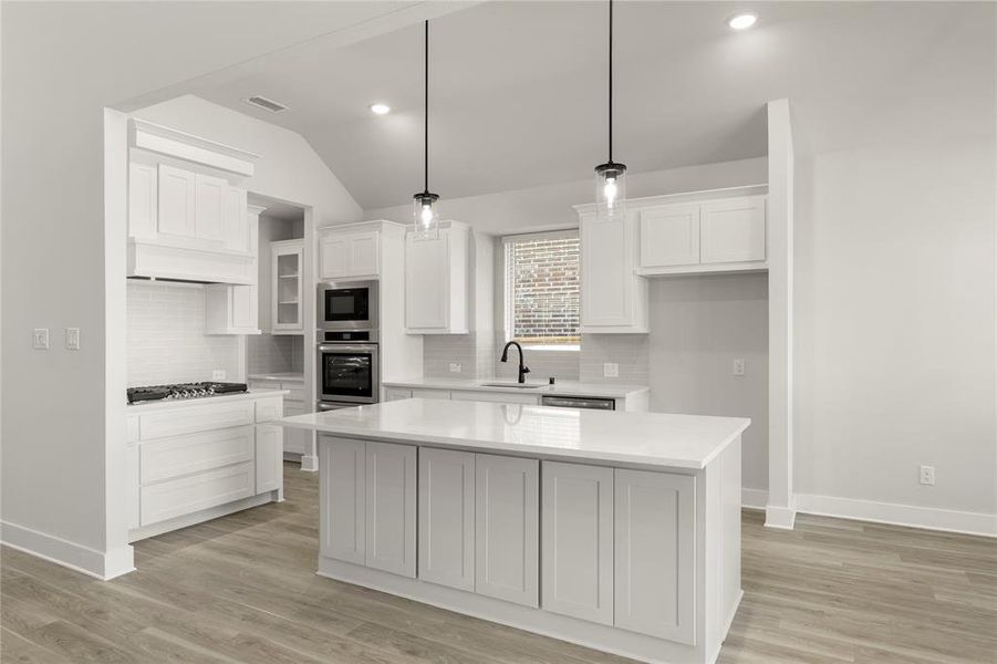 07. 1518 Teton - Kitchen (2) 07. 1518 Teton - Kitchen (2)