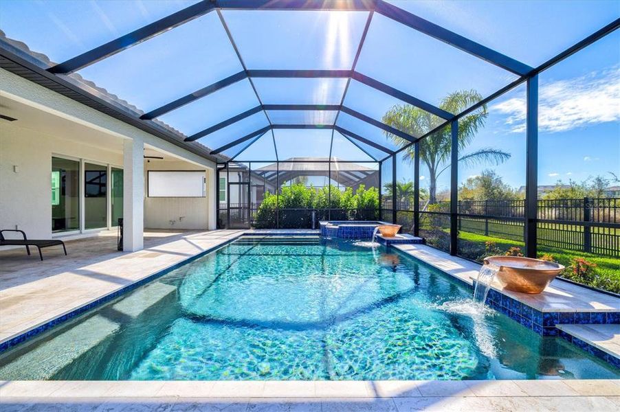 Exterior details and patio area of a home in , Bradenton (Image 28).