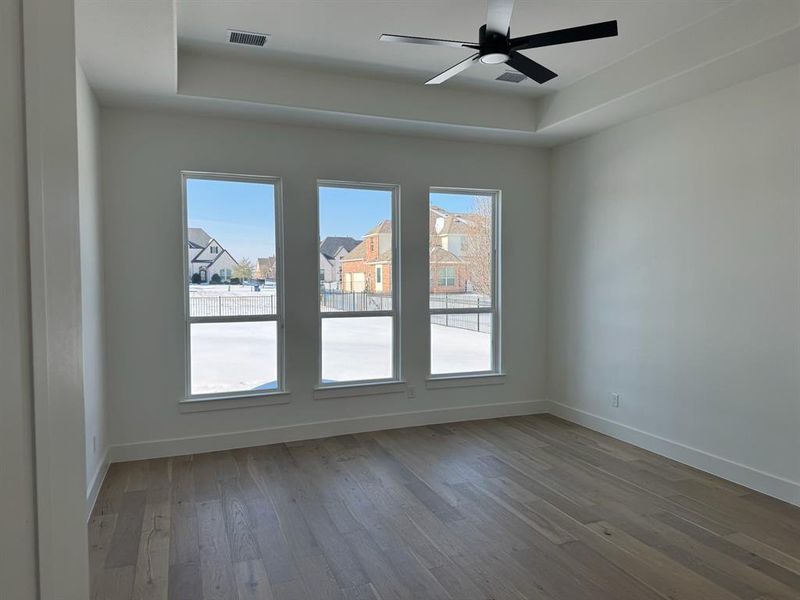 Spacious, unfurnished interior of a new home in , Gunter (Image 16).