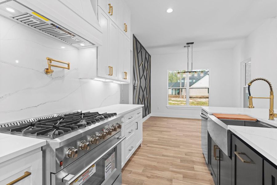 Image 27 of a home in .