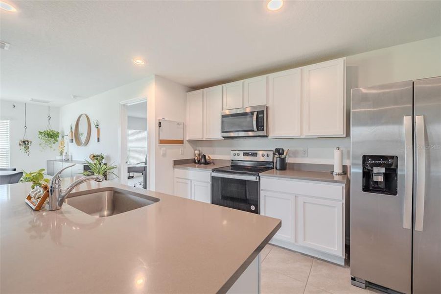 Furnished interior view inside a new home in Brookside, Ruskin (Image 10). Furnished interior view inside a new home in Brookside, Ruskin (Image 10).