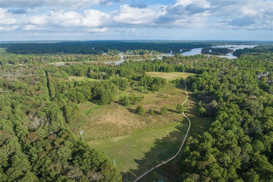 Natural landscape and outdoor views near Synova in Crosby (Image 28).