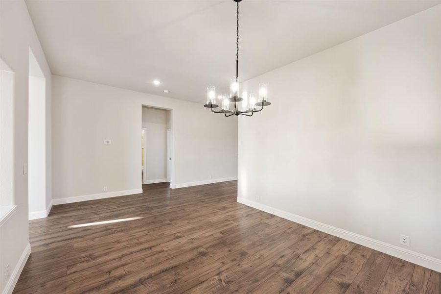 Spacious, unfurnished interior of a new home in Coyote Crossing, Godley (Image 30). Spacious, unfurnished interior of a new home in Coyote Crossing, Godley (Image 30).