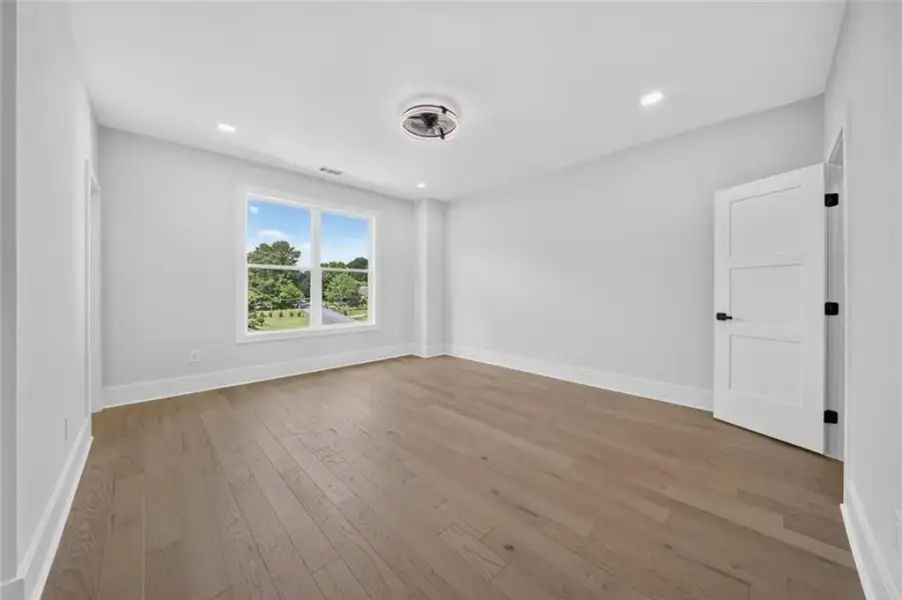 Spacious, unfurnished interior of a new home in , Loganville (Image 31).