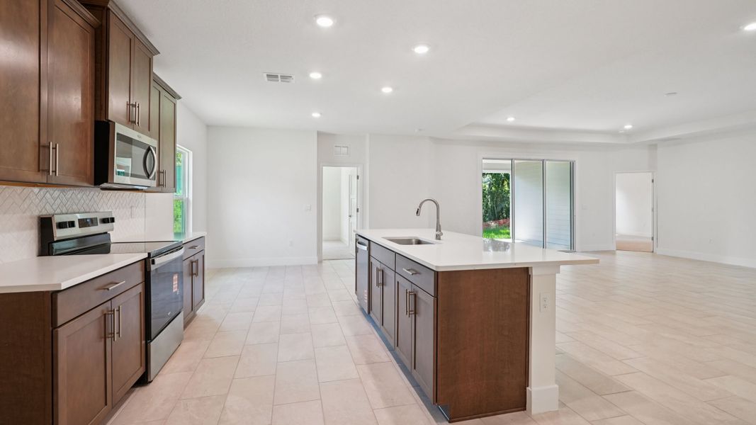 Representative furnished interior of a home built from the Destin by D.R. Horton in Buchanan Trails, Newberry (Image 14).