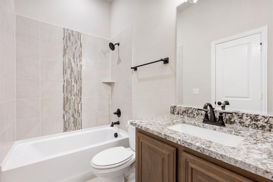 Furnished interior view inside a new home in Sonoma Verde, McLendon-Chisholm (Image 9).