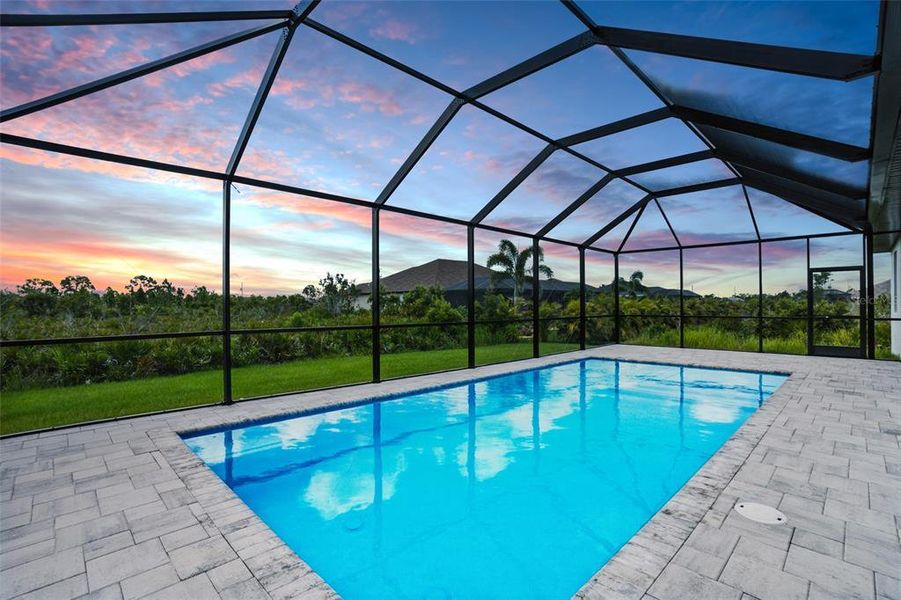 Exterior details and patio area of a home in , Port Charlotte (Image 26).
