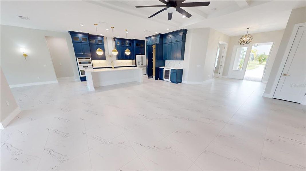 Spacious, unfurnished interior of a new home in , Punta Gorda (Image 28).