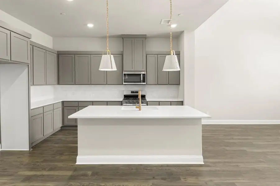 07. 3904 Keya - Kitchen