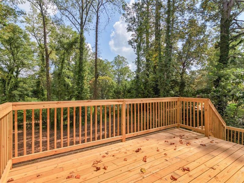 Exterior details and patio area of a home in , Griffin (Image 22).