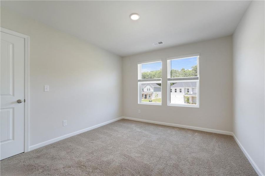 Spacious, unfurnished interior of a new home in Conner Springs, Social Circle (Image 20).
