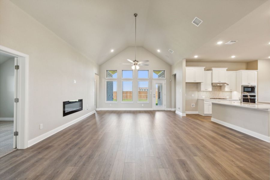 Spacious, unfurnished interior of a new home in Silo Mills, Joshua (Image 39).