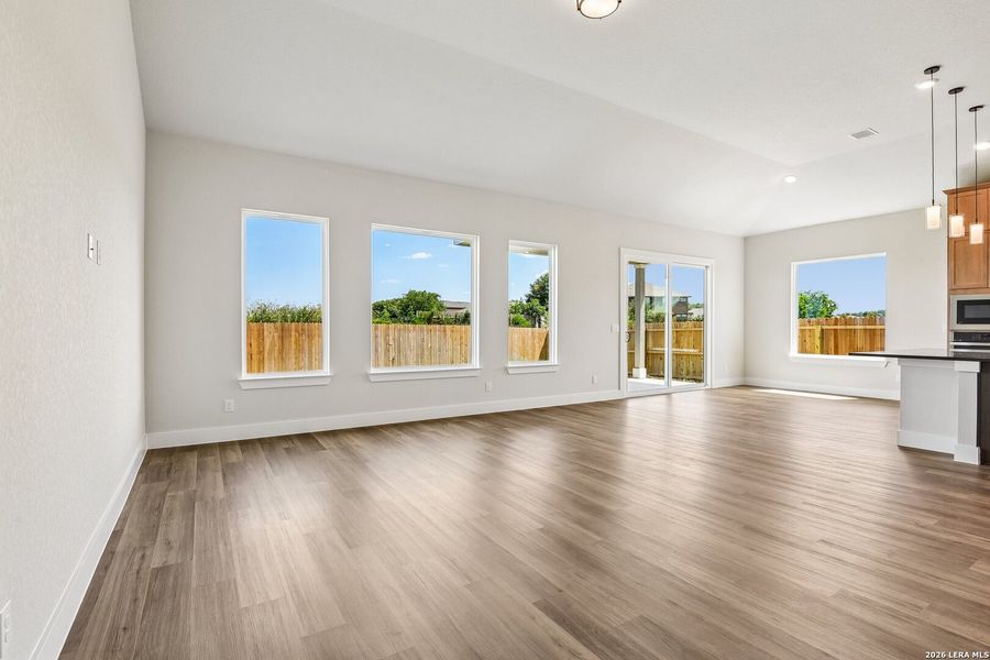 Spacious, unfurnished interior of a new home in Weltner Farms 60’s, New Braunfels (Image 36). Spacious, unfurnished interior of a new home in Weltner Farms 60’s, New Braunfels (Image 36).