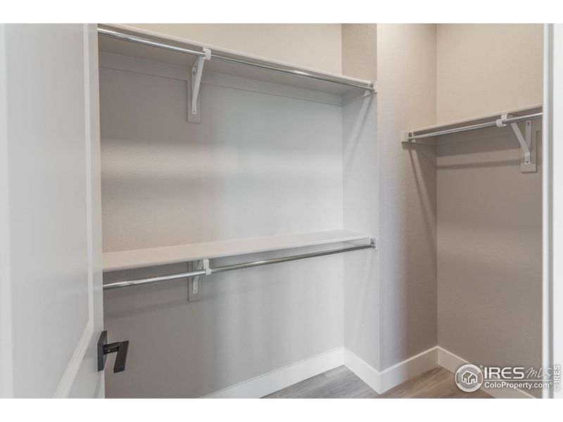 MASTER WALK IN CLOSET