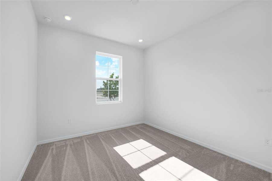 Spacious, unfurnished interior of a new home in Turnleaf, Punta Gorda (Image 25).