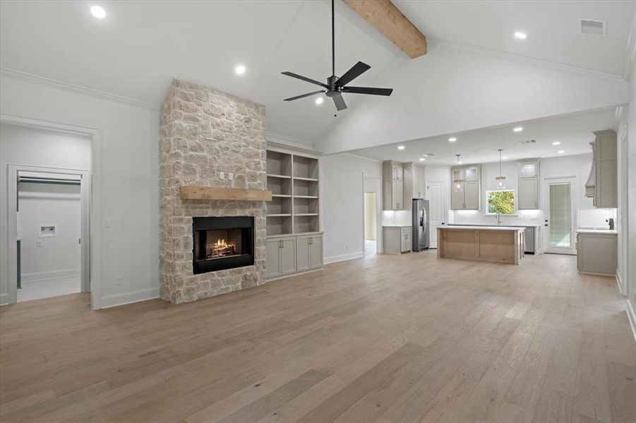 Spacious, unfurnished interior of a new home in , Athens (Image 18). Spacious, unfurnished interior of a new home in , Athens (Image 18).