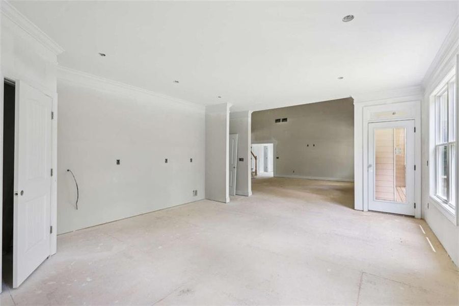 Spacious, unfurnished interior of a new home in Whitestone, Douglasville (Image 39).