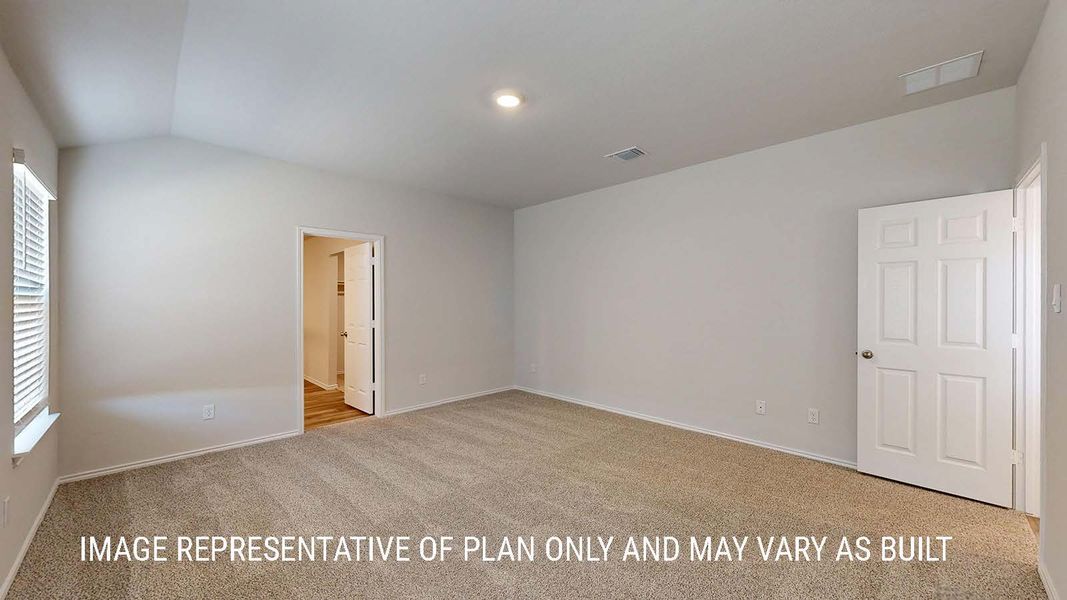 Spacious, unfurnished interior of a new home in The Villages at Schwertner Ranch, Jarrell (Image 15).