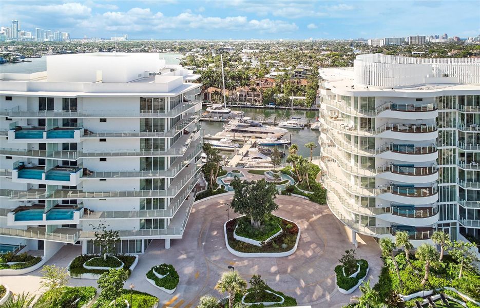 Condo located in Fort Lauderdale, FL showcasing its design and architecture (Image 4).